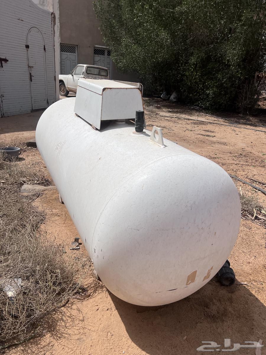 Used 1000 liter gas tank, like new, for sale63036205842435113