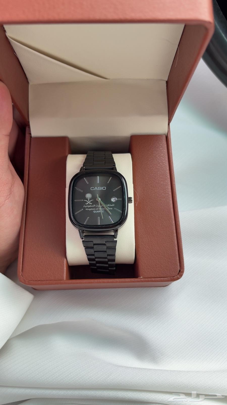 Casio watch for sale, never used, I just received it as a gift.630268262460171125