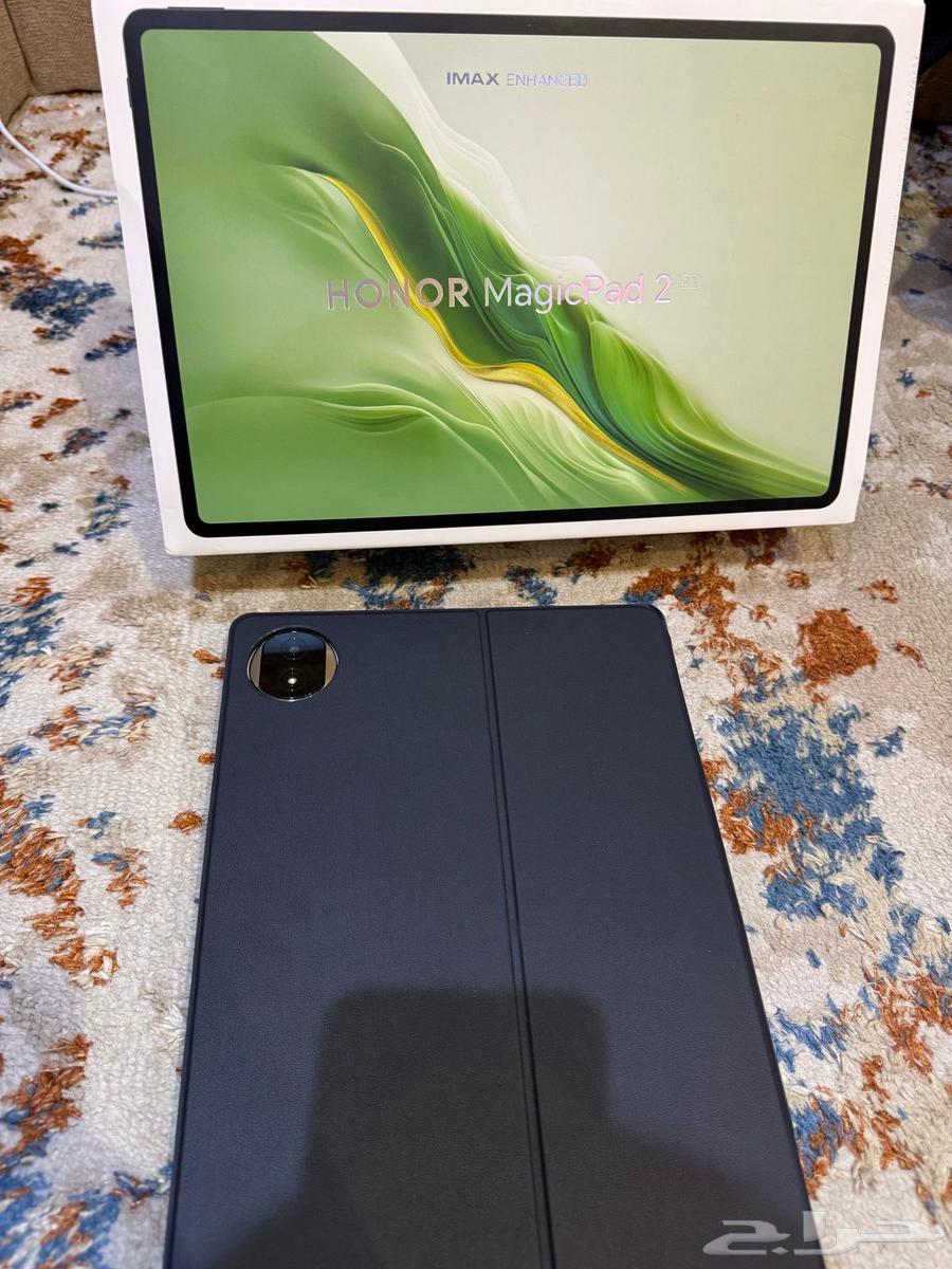 Honor device with keyboard630277130328341113