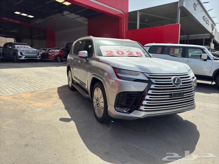 لكزس LX600 bb 2025 كاش واقساط اقل سعر لدى الصفح63034457209346112