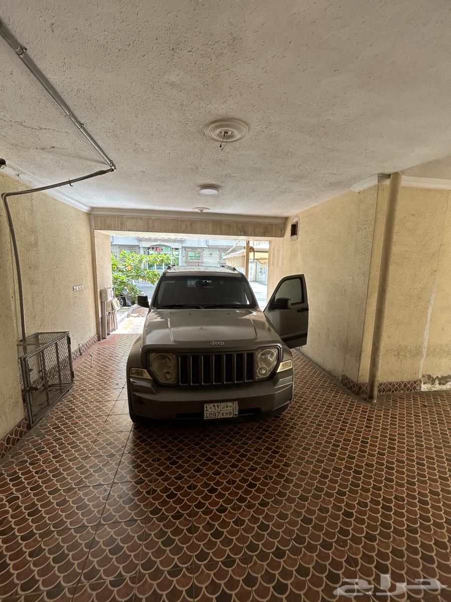 Jeep Cherokee model 2012 milage 298000 prize 2400063036036112514114
