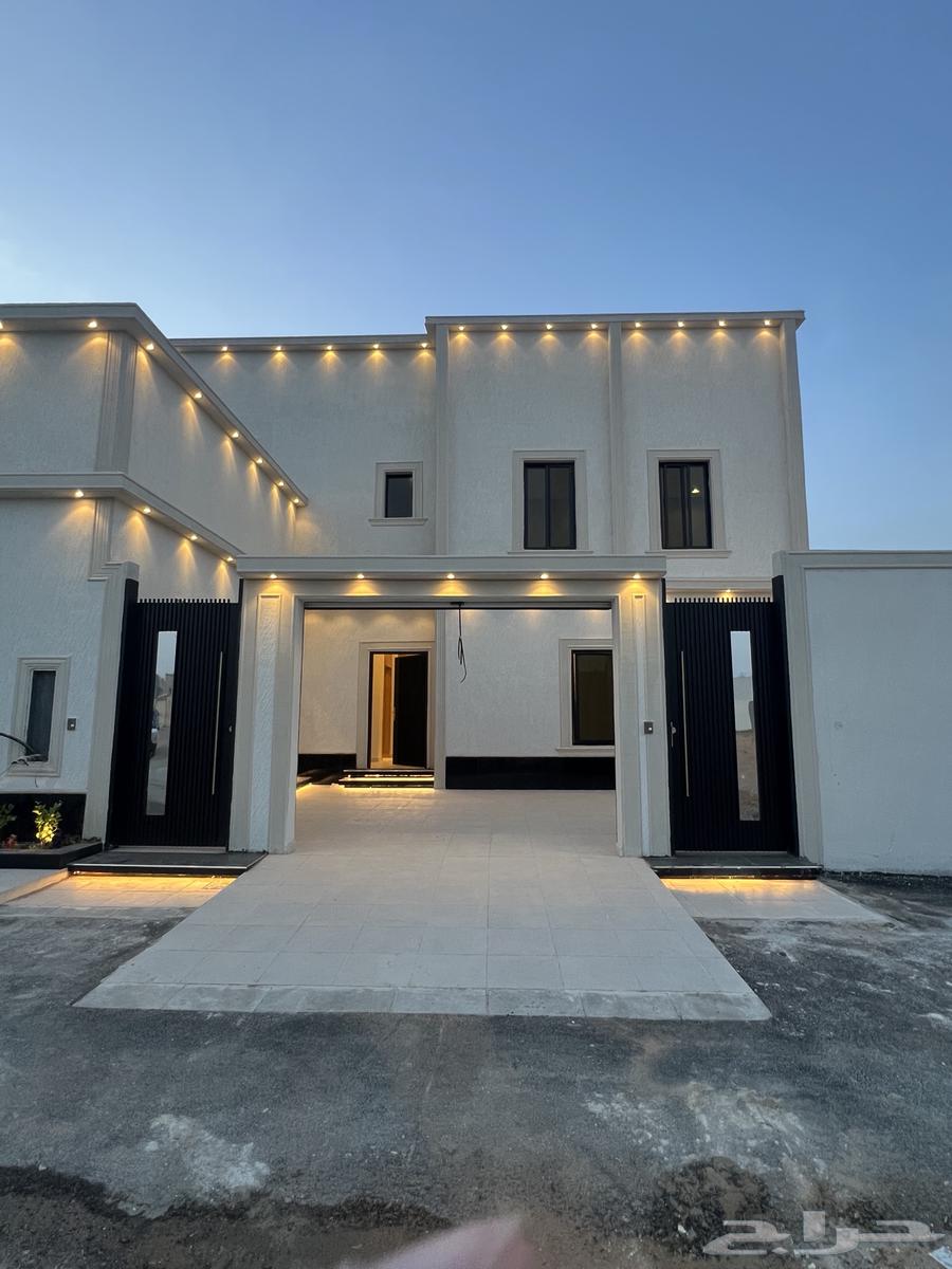 For sale: luxurious villa with an area of 432 m (Al-Aqiqah, King Fahd district)630147531994891118