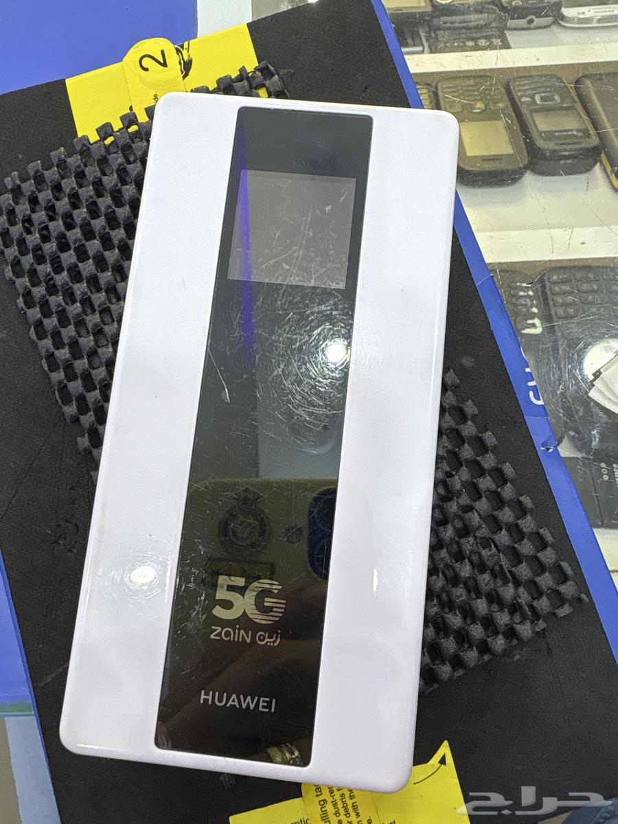 5G mobile modem with 8-hour battery life630272722789141119
