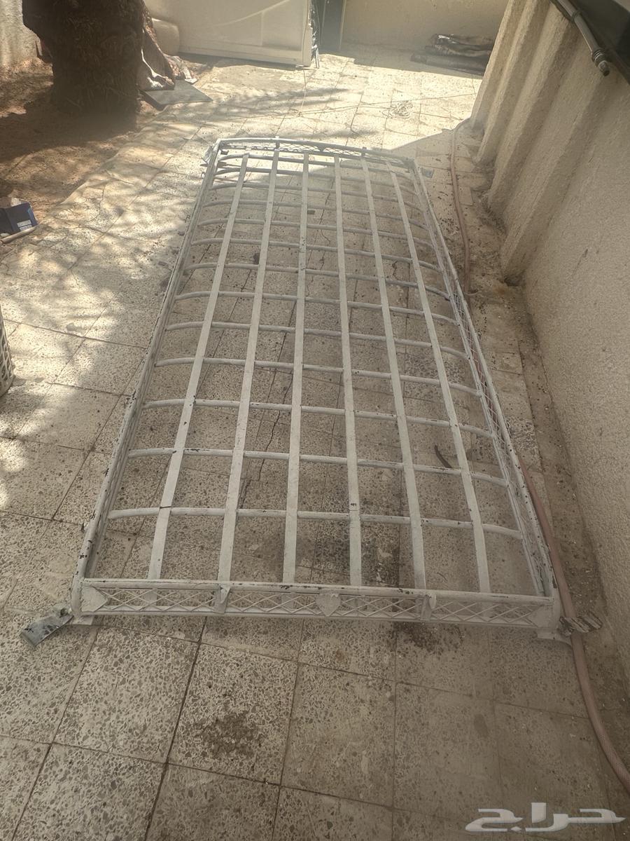 سله باص هايس يركب من موديل 92 الي 2004 سله نضيفه63035641236867118