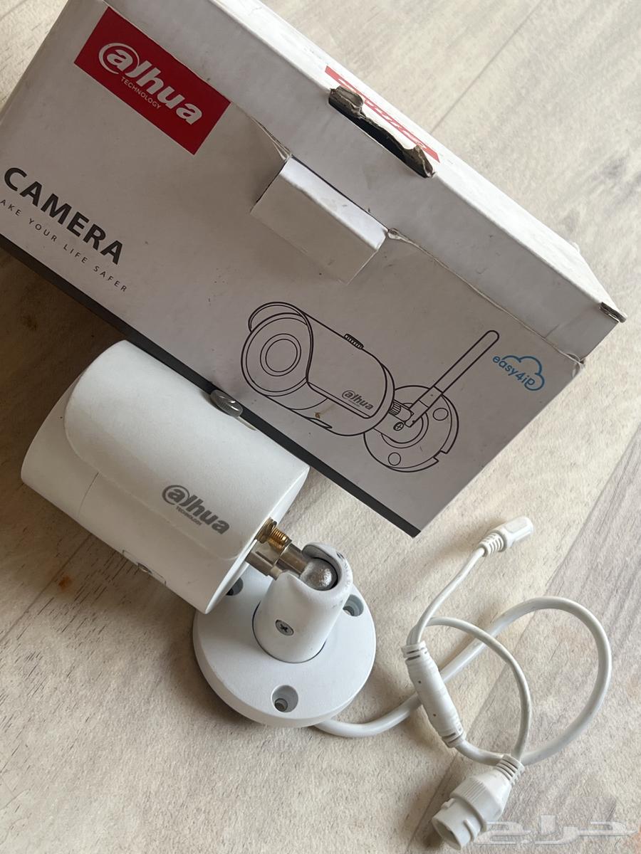 Camera, Wi-Fi and mobile connection for the screen63027277876226112