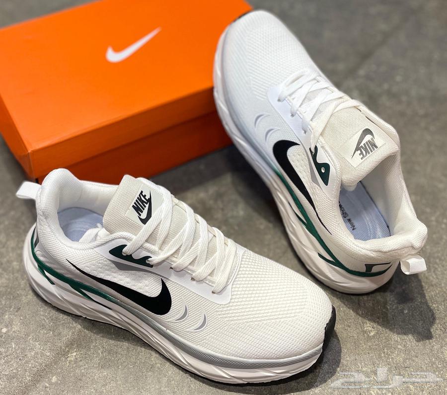 Sports shoes63014043024259114