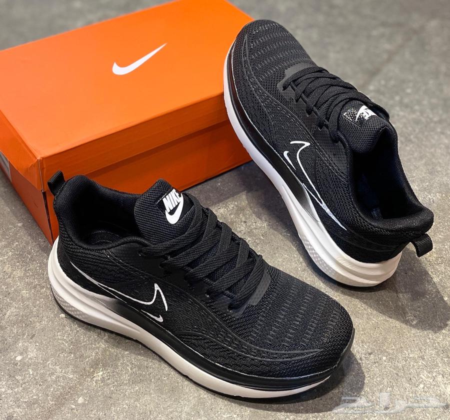 Sports shoes63014043024259113