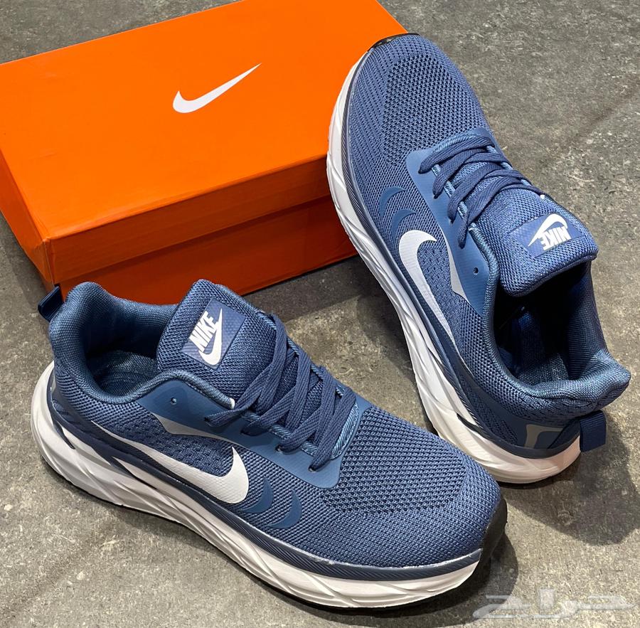 Sports shoes63014043024259112