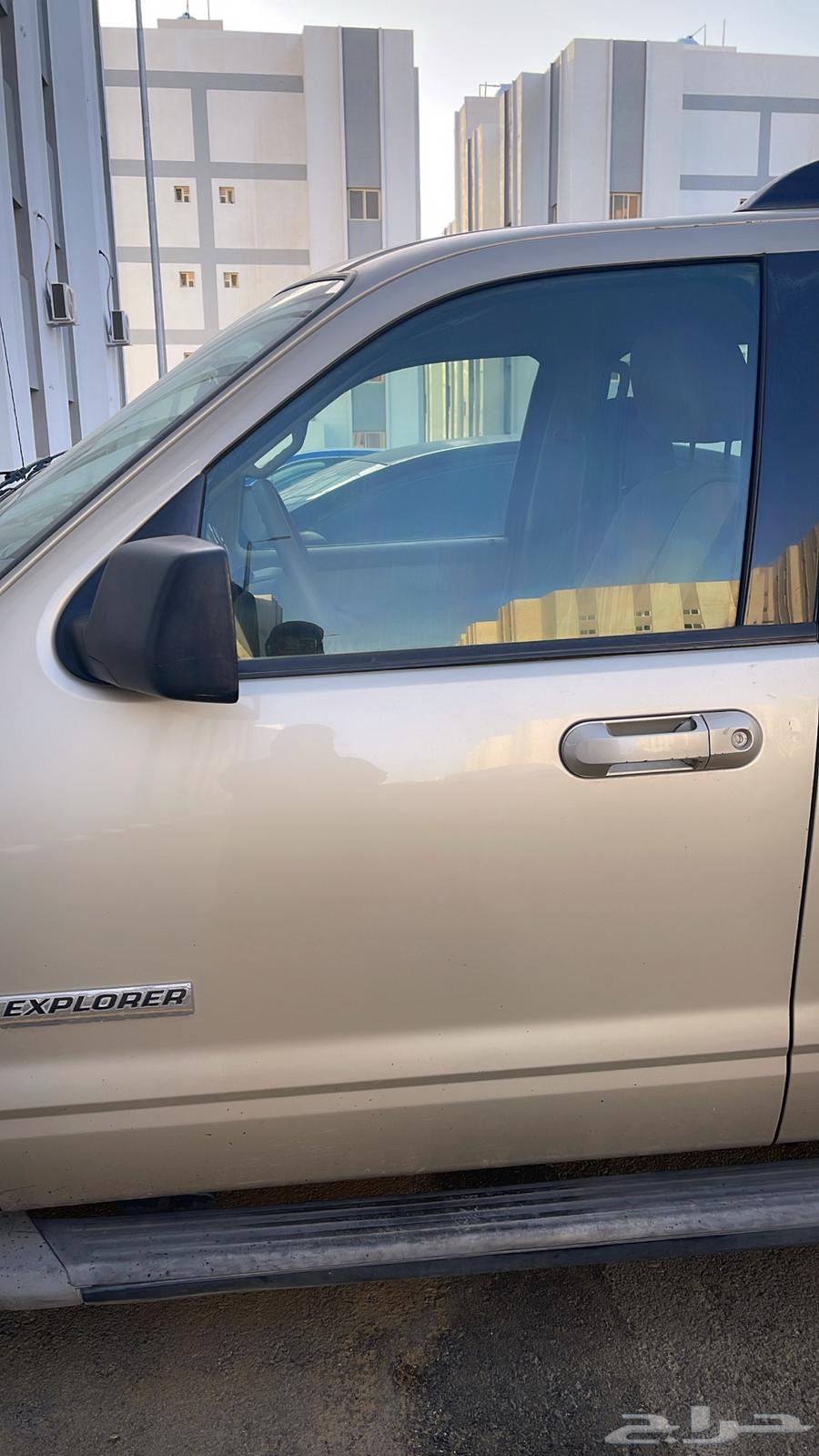 Ford 2007 Explorer everything is fine with it, automatic transmission. New engine.63032776942851113