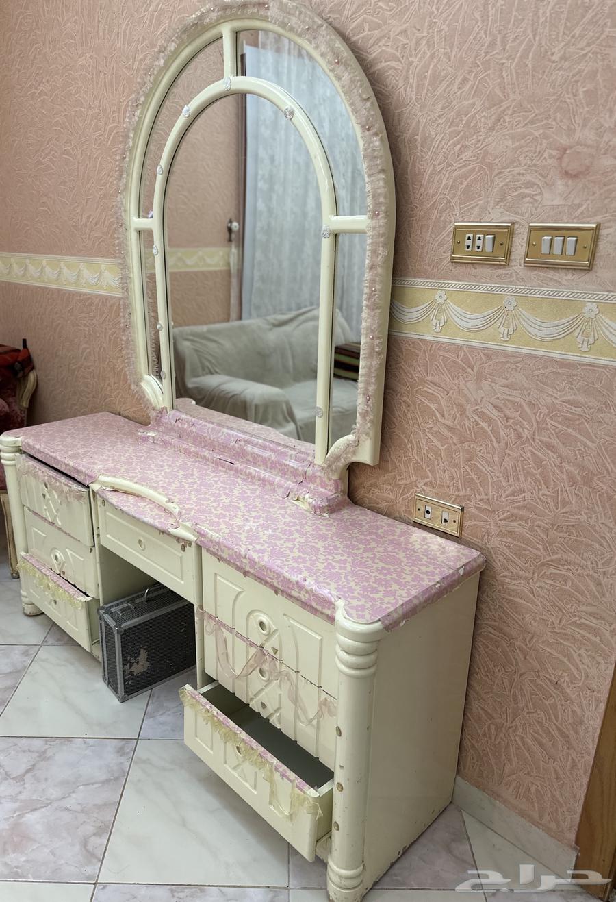 غرفة نوم   مكيف63025998868354112