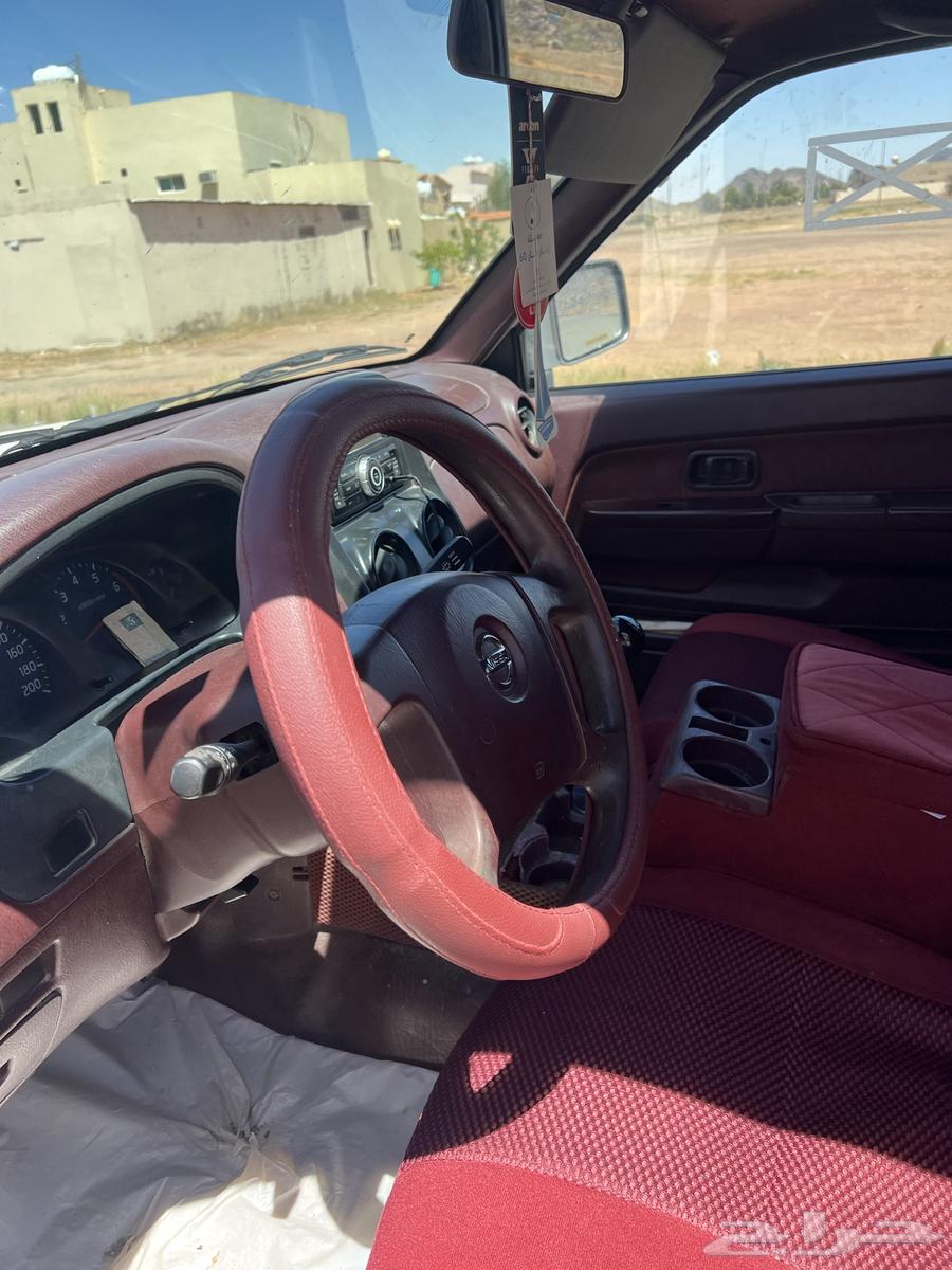 Nissan Gmran 2013 model car, I own it and it has a special license plate.63030592050689117