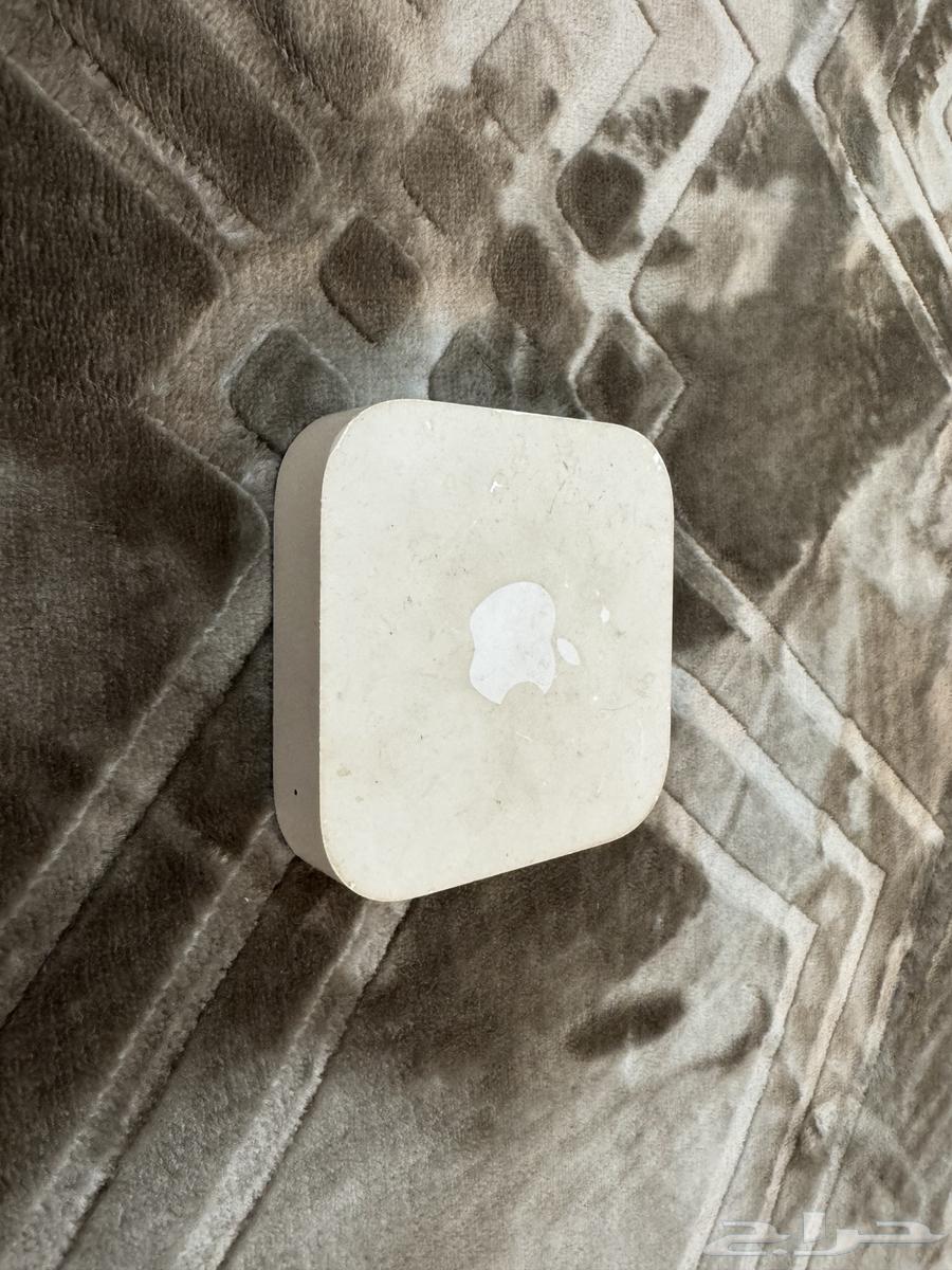 جهاز إنترنت من Apple ومشغل موسيقى63023763894531111
