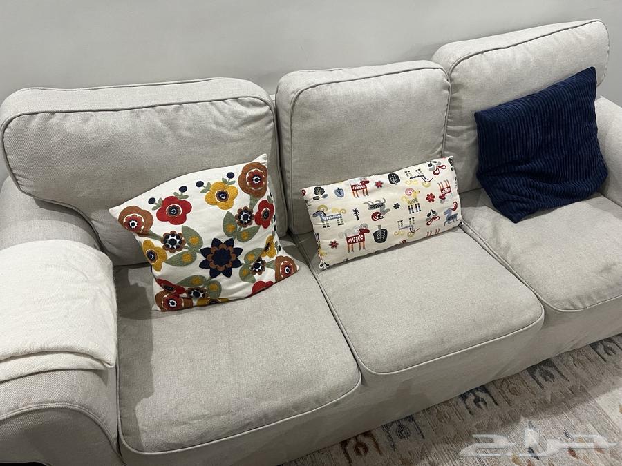 Used IKEA 3-seat sofa63023358849411118