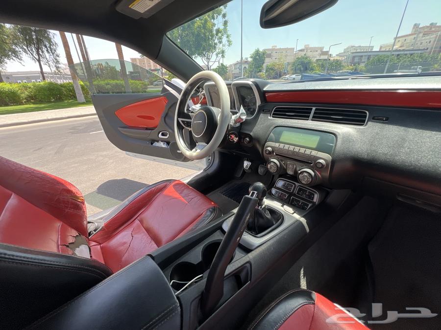 Camaro 8 cylinder SS2 manual transmission 201163106259570306113