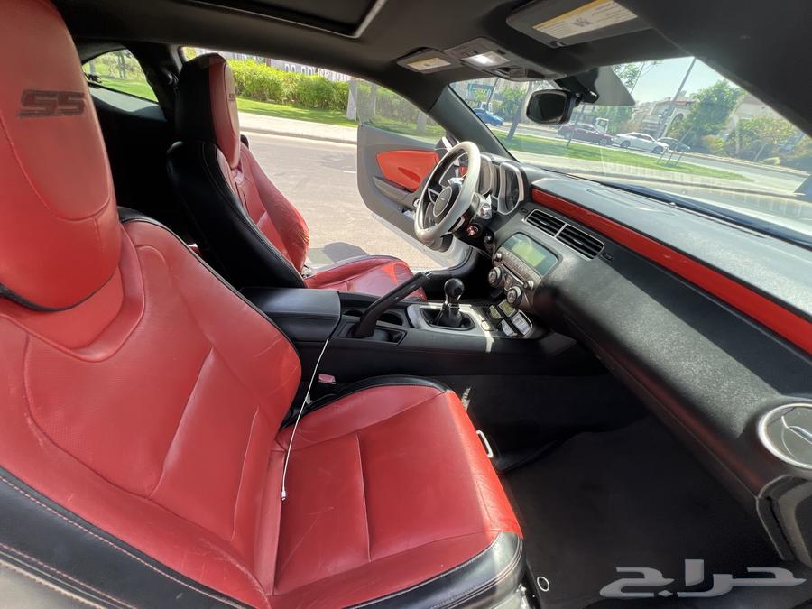 Camaro 8 cylinder SS2 manual transmission 201163106259570306114