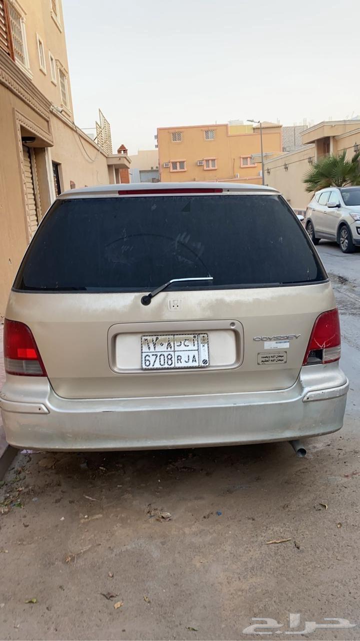 Honda Odyssey with cold air conditioning, clean, has problem in the gear only63028392609921112