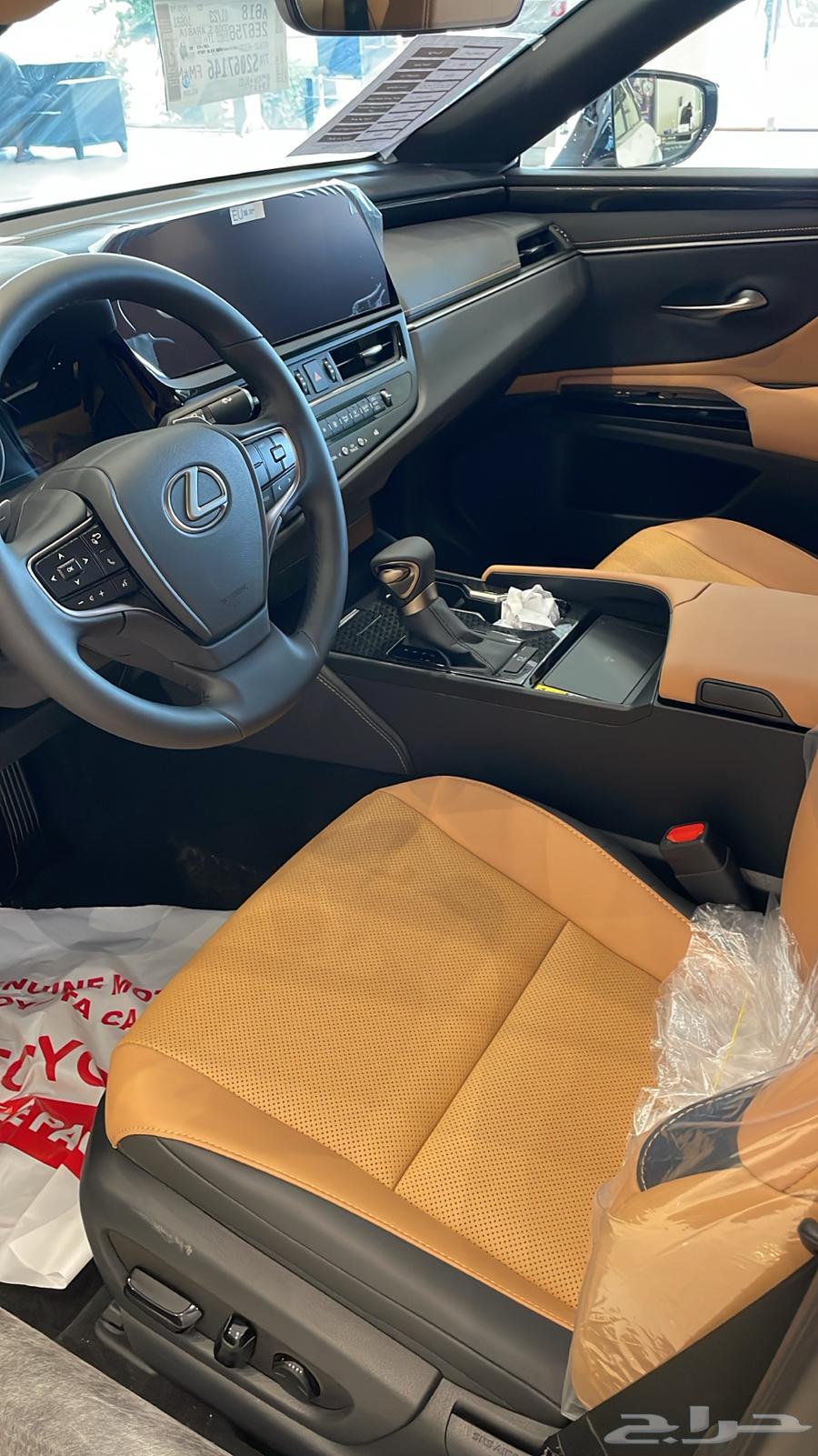 لكزس فئه es 250 AA63024041455490112
