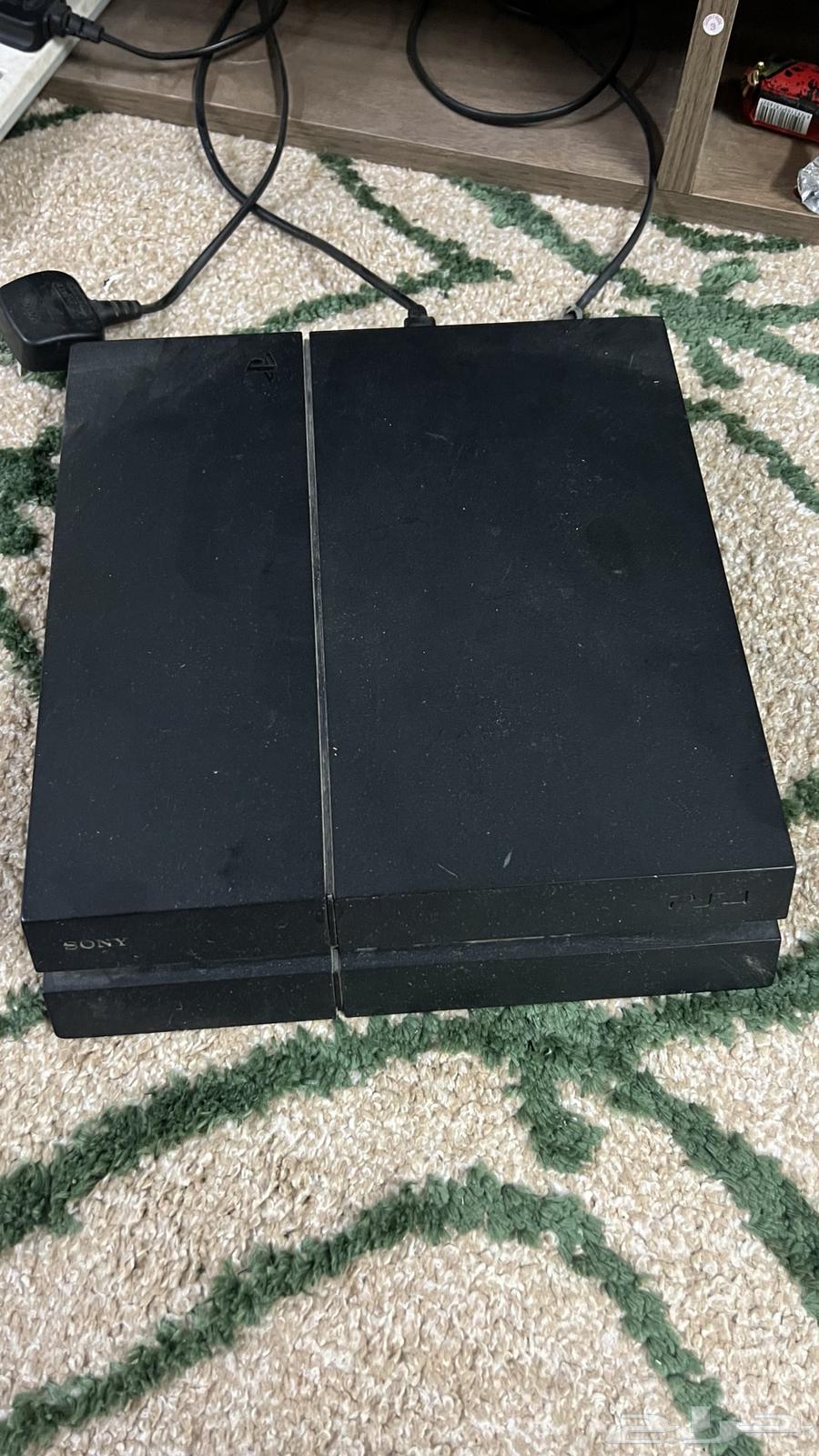 Sony 4 with three hands for sale, contact via WhatsApp63023364143234112