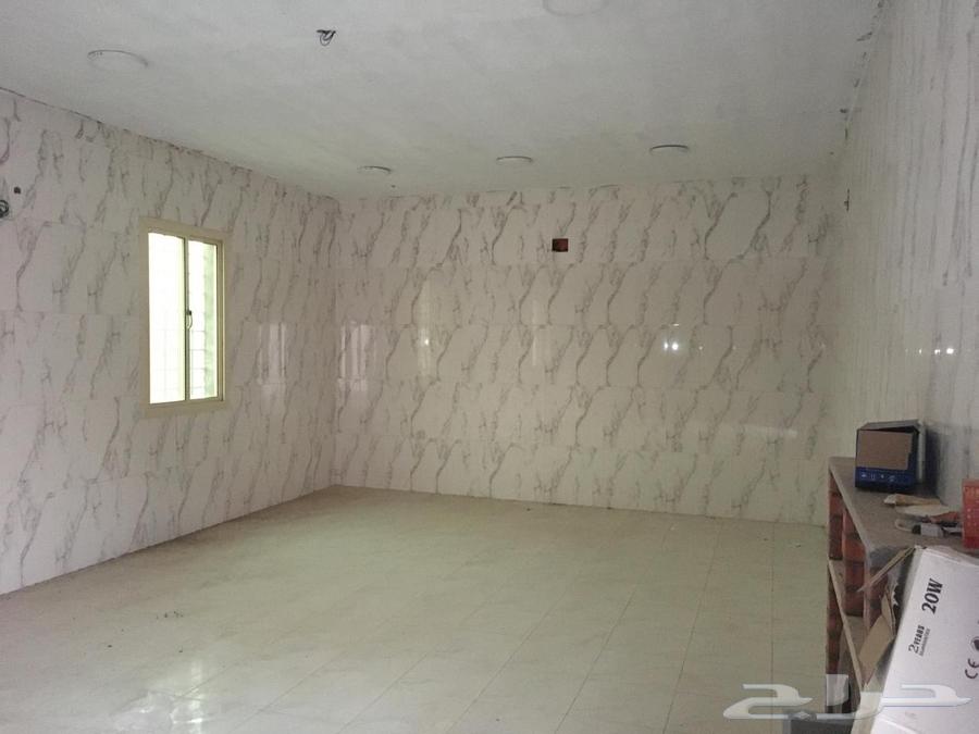 Horse stables for rent, 4000 square meters, with an electricity meter and a large room.63012484205443114