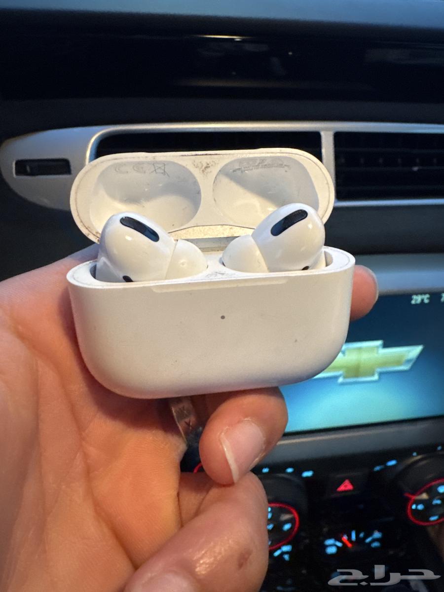 Original Apple Pro headphones63470691599235111
