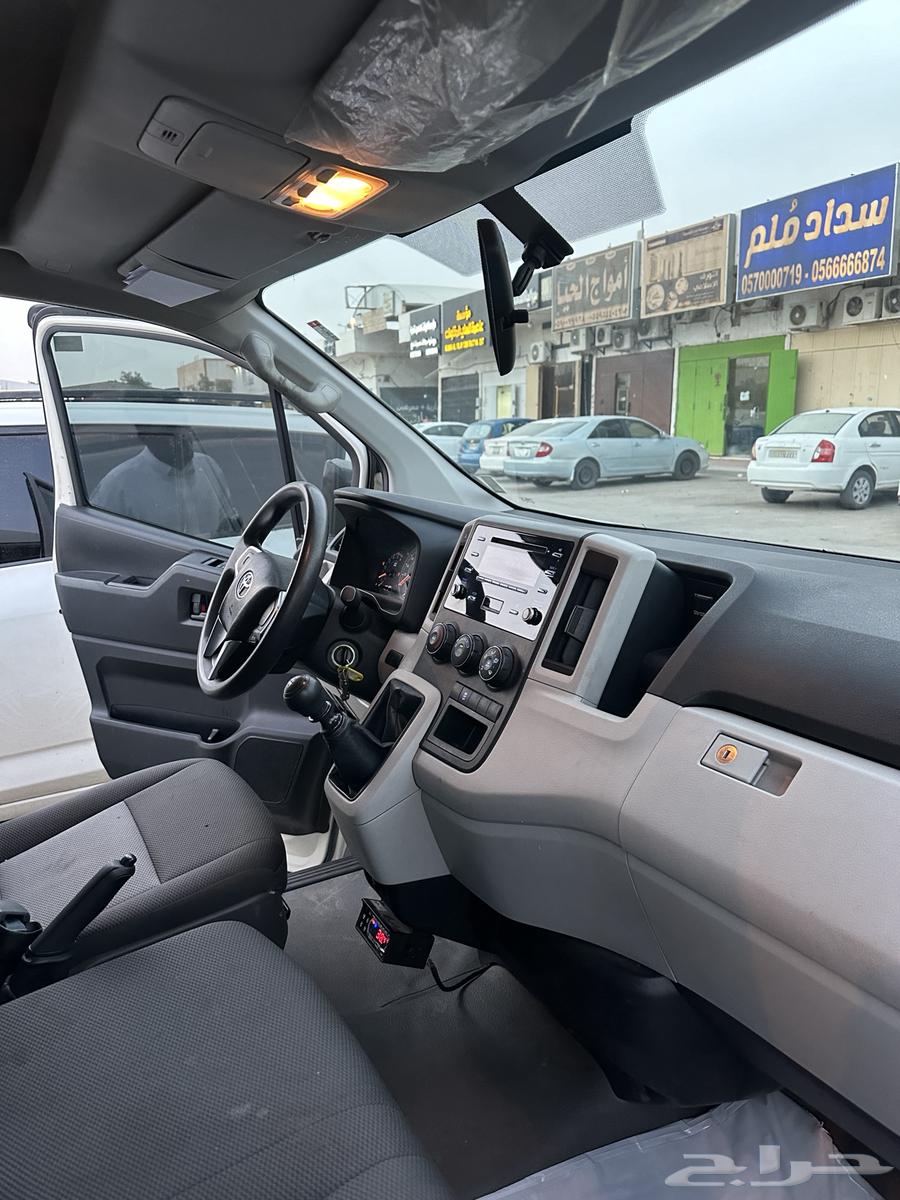 ايجار باص مبرد63023172552451112