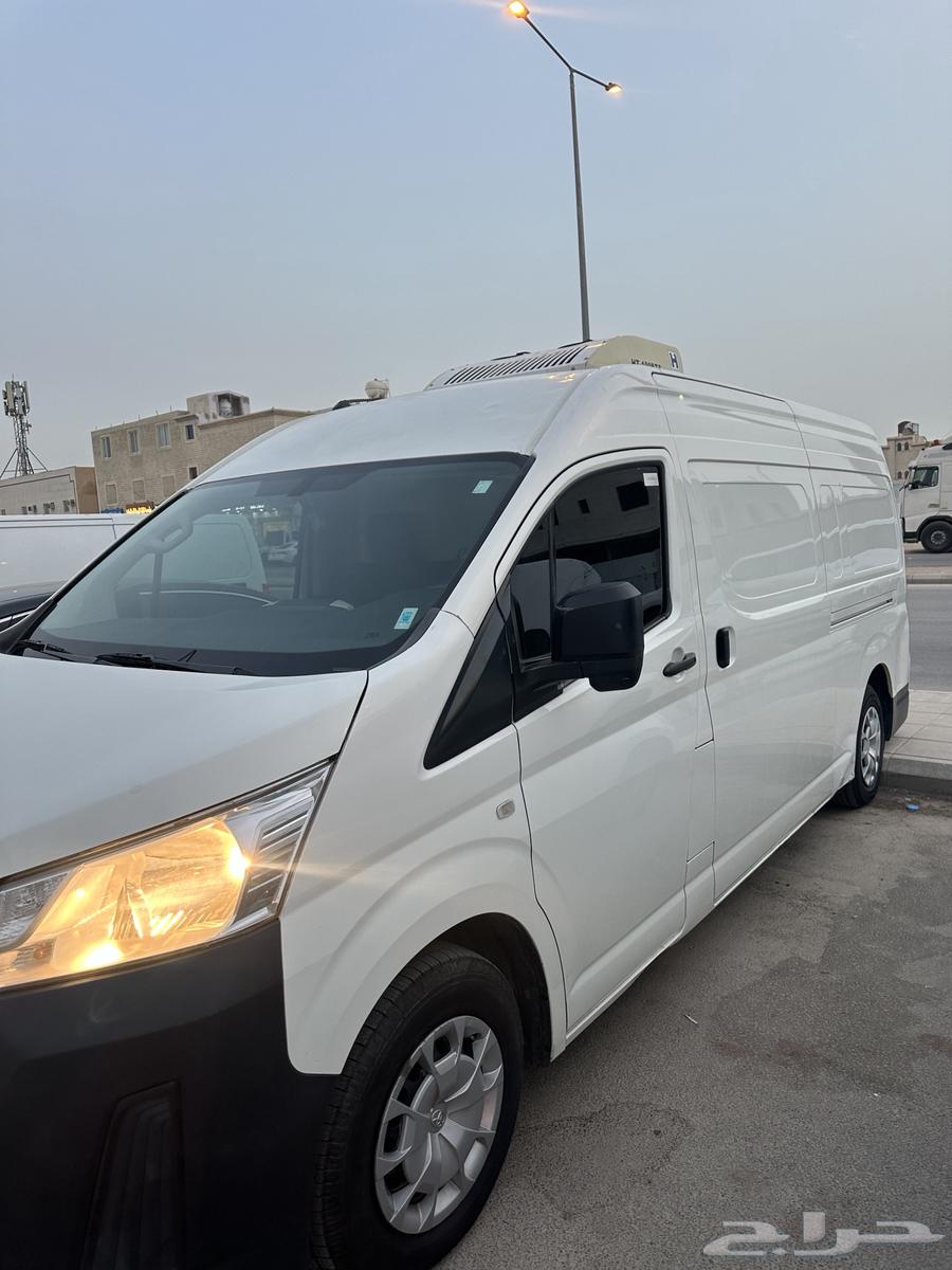 ايجار باص مبرد63023172552451113