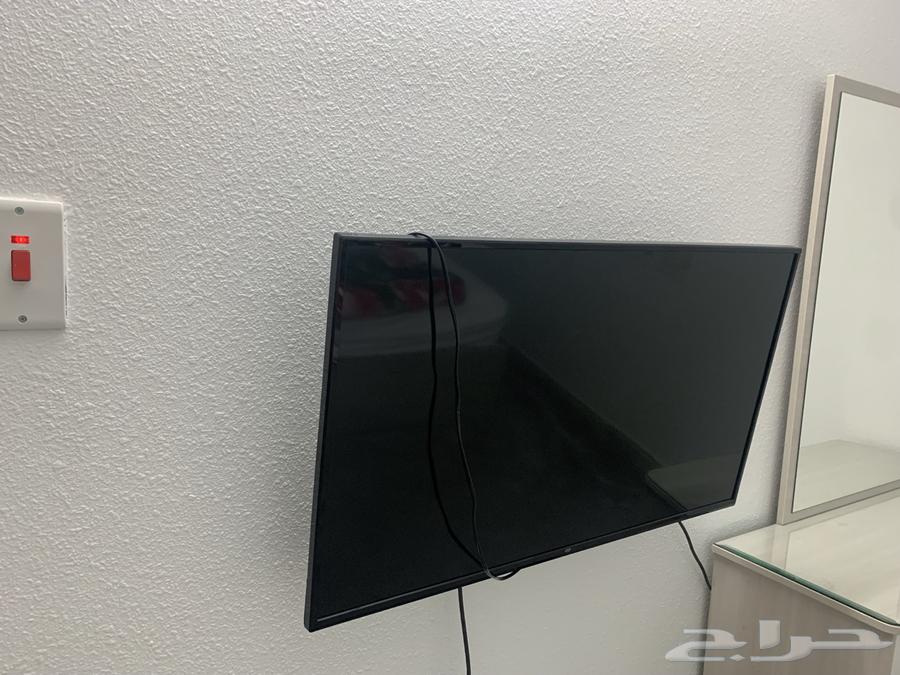 4 تلفزيونات للبيع63021980757507111