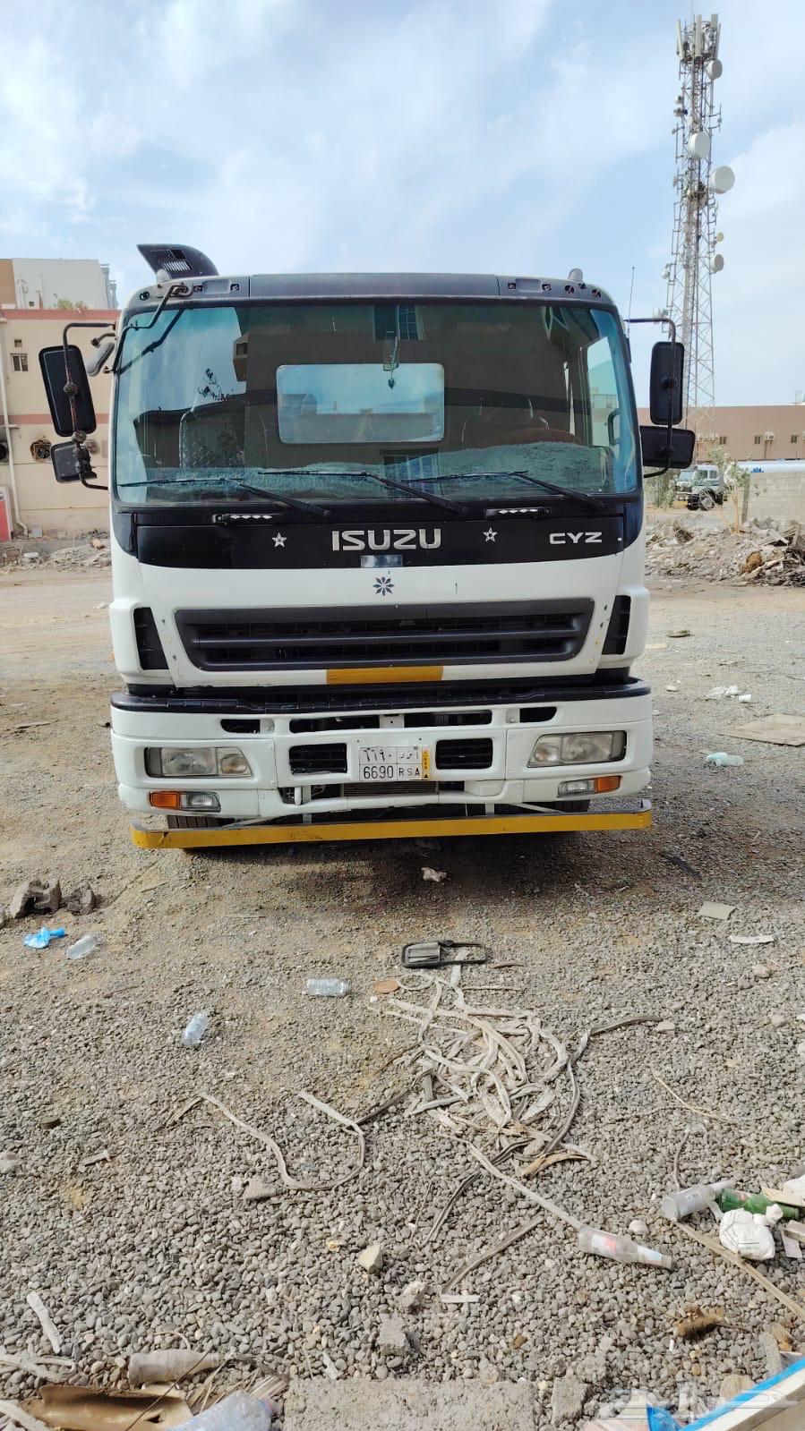 Isuzu tipper truck head630231414588181120
