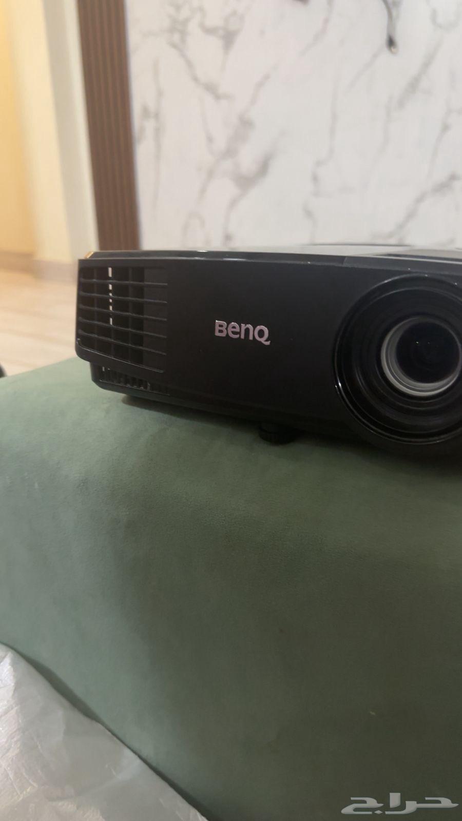 Projector63020203365123111