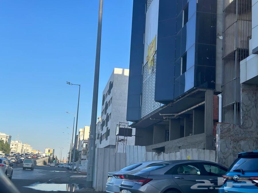 للإيجار عمارة سكن للشركات عدد الغرف من 70 إلى 90 غرفة63012957872258114