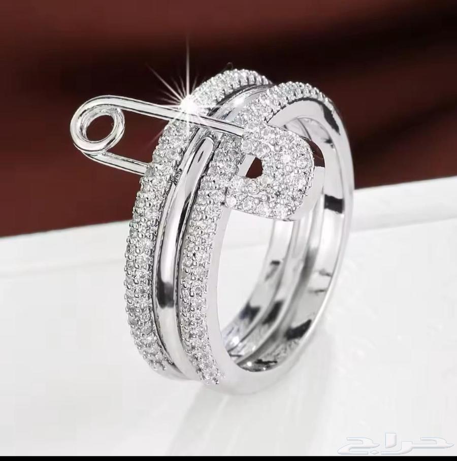 The Gift Ring Trend63019342691457111