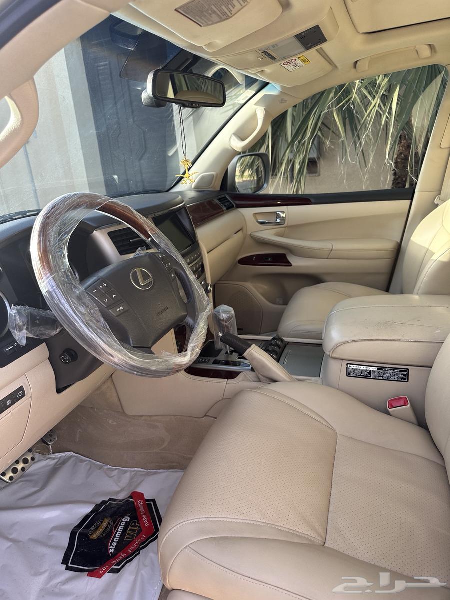 Lexus LX 201563022699105411113
