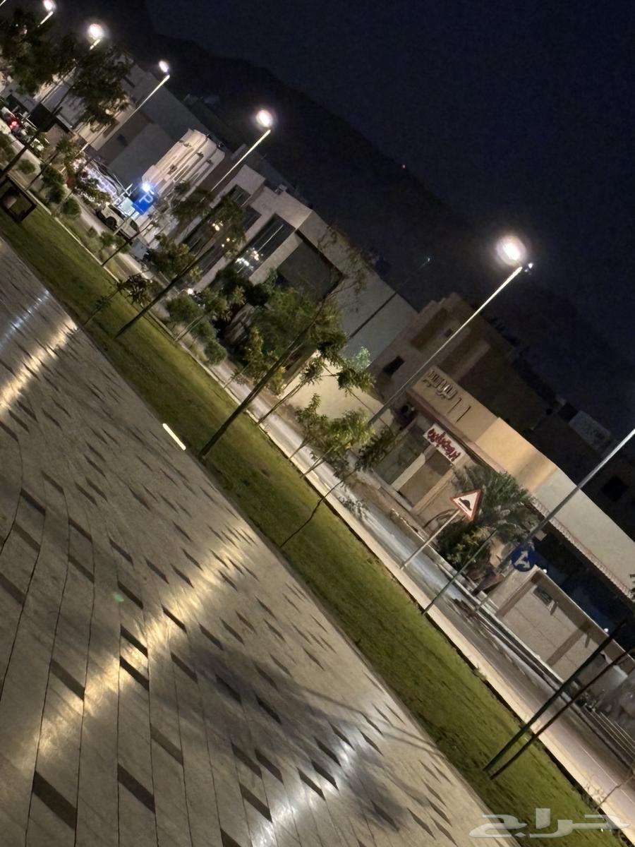محل للإيجار على ممشى الترمذي( الدعيثة)63012030072449117