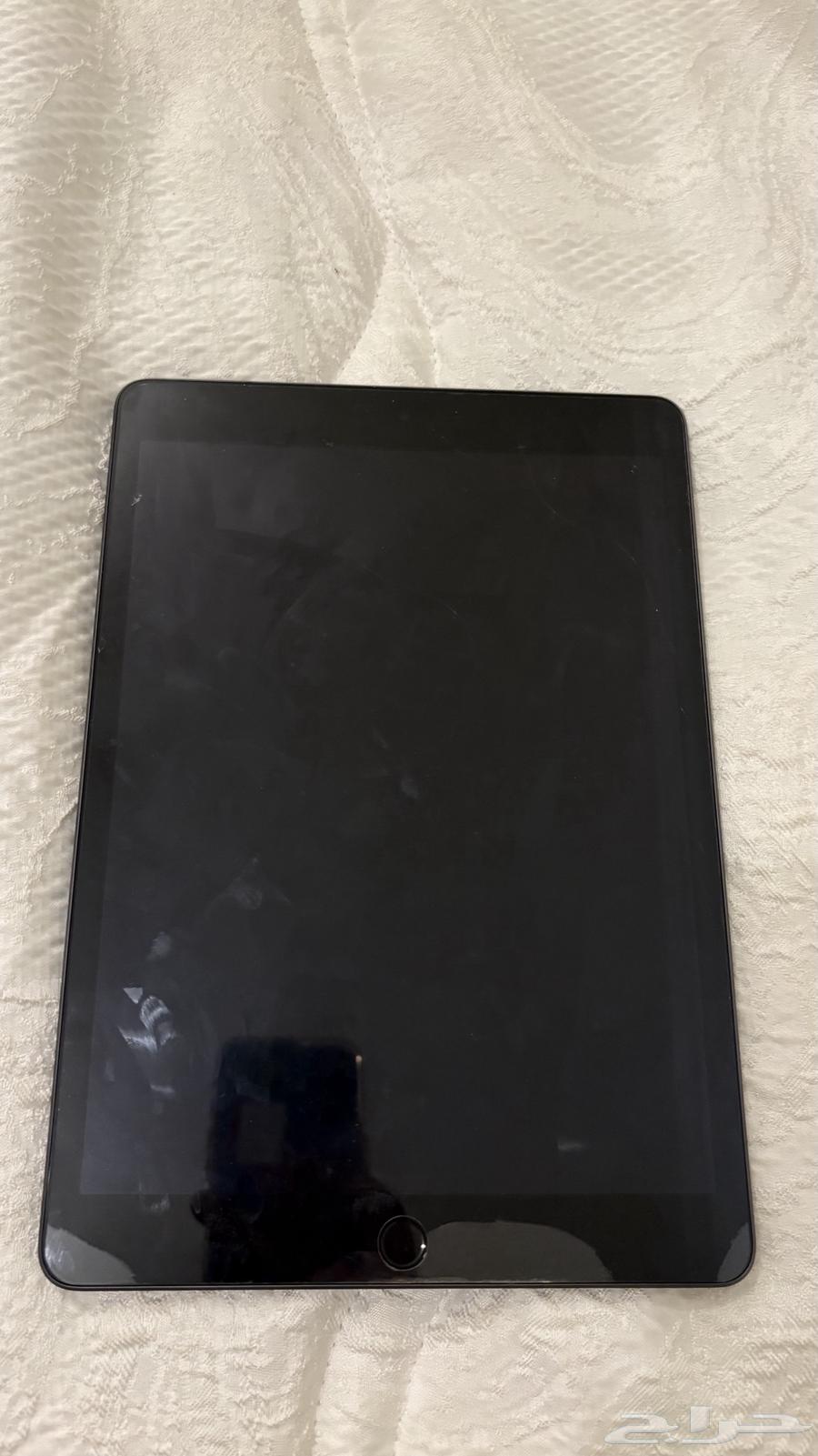 ايباد الجيل التاسع مع اغراضه للبيع63015840951299112
