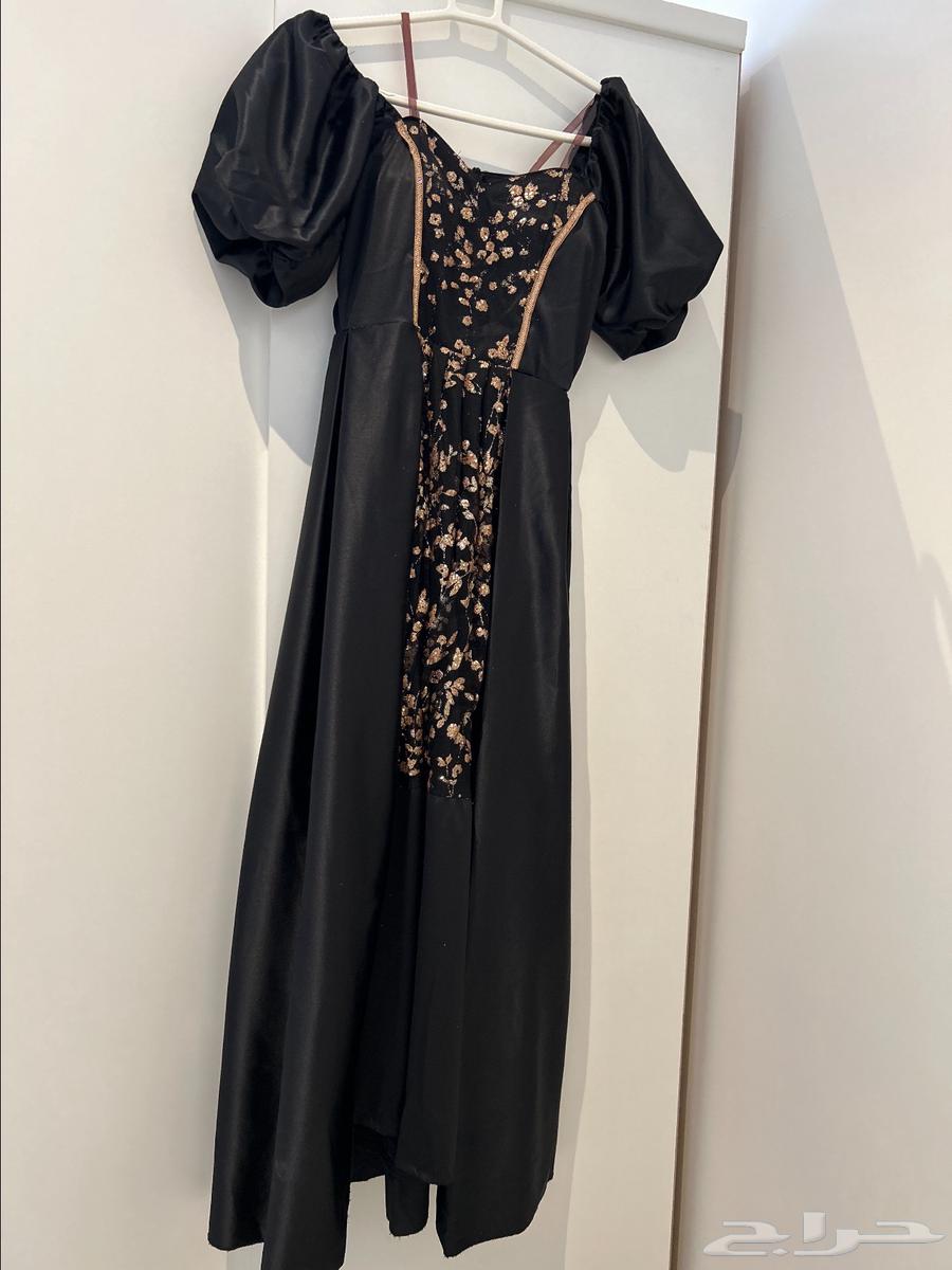 Dress for sale for 50 riyals, size fits S M630166948494111128