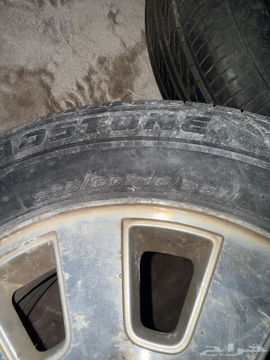 للبيع جنوط فورد 2006 اتوقع انها وكاله الحد 500 مع الكفرات63016561021827112