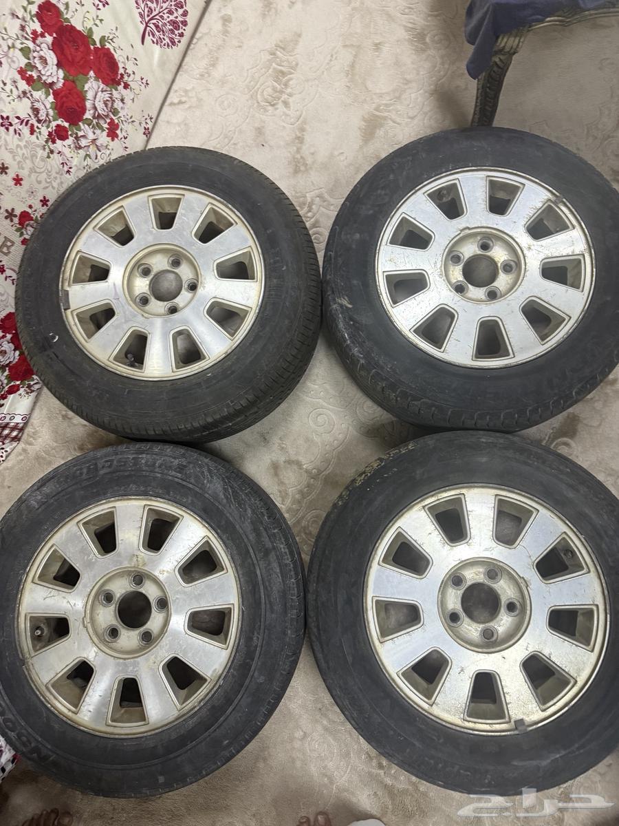 للبيع جنوط فورد 2006 اتوقع انها وكاله الحد 500 مع الكفرات630165610218271117