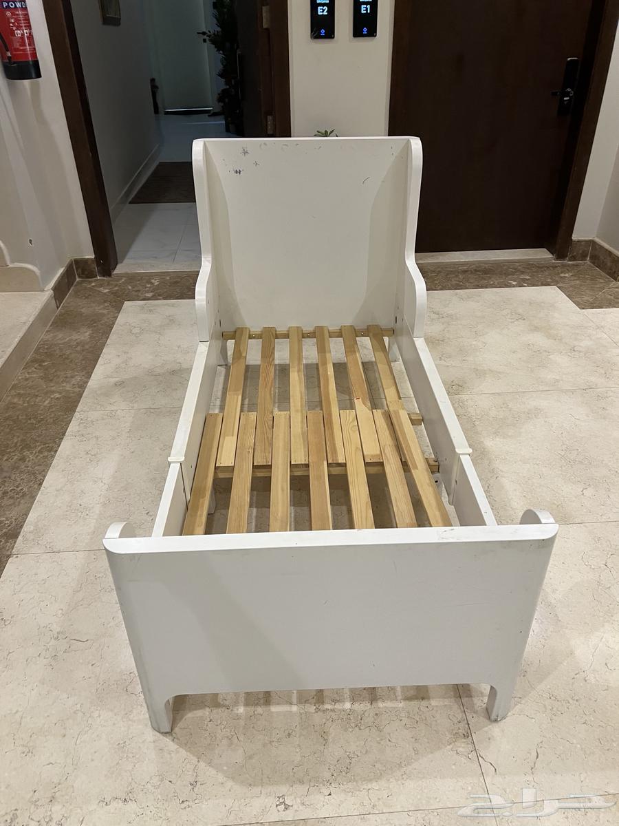 دالوب هشب سحاب كبير وعدد 2 سرير اطفال مستعمل63016738757633112