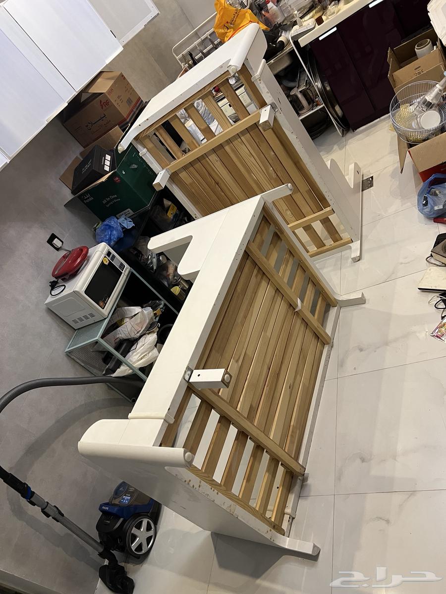 دالوب هشب سحاب كبير وعدد 2 سرير اطفال مستعمل63016738757633113