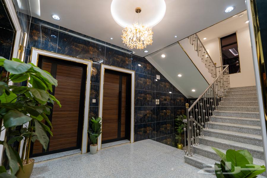 Girls' apartments with special surface63012032020225113