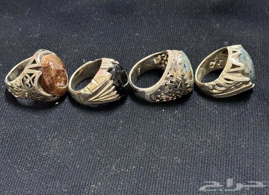 A distinctive and rare collection of rings63015419512578111