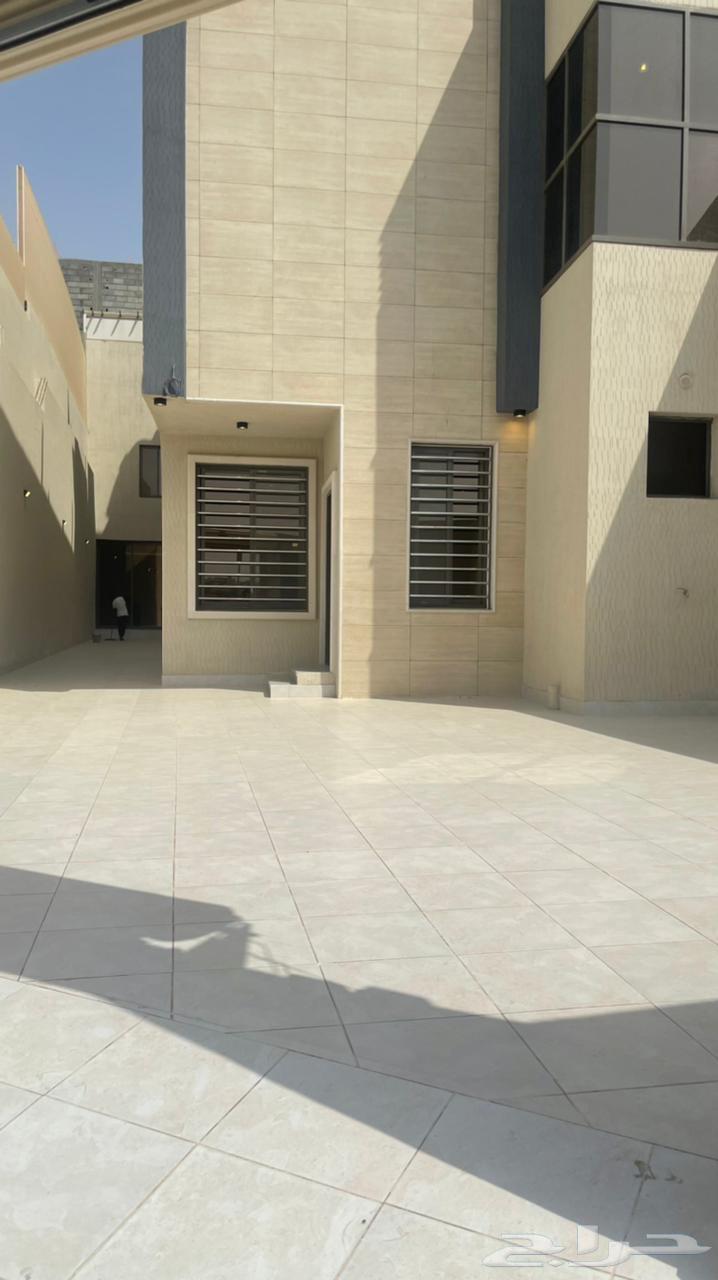 للبيع فله مستقله خميس مشيط بسعر 800 الف63012032648833114