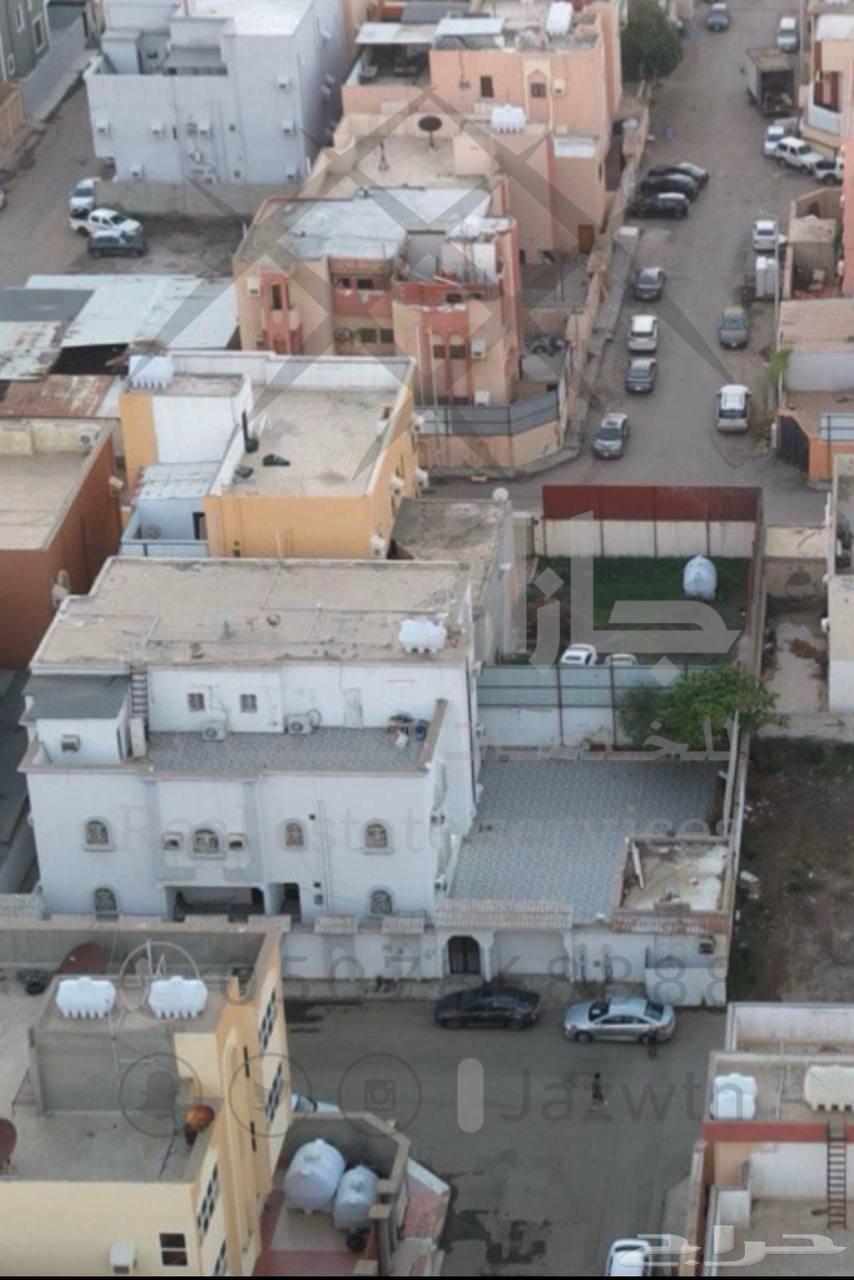 عمارة دوين وملحق على قطعتين ارض سكنية في مدينة جيزان63013392749953111