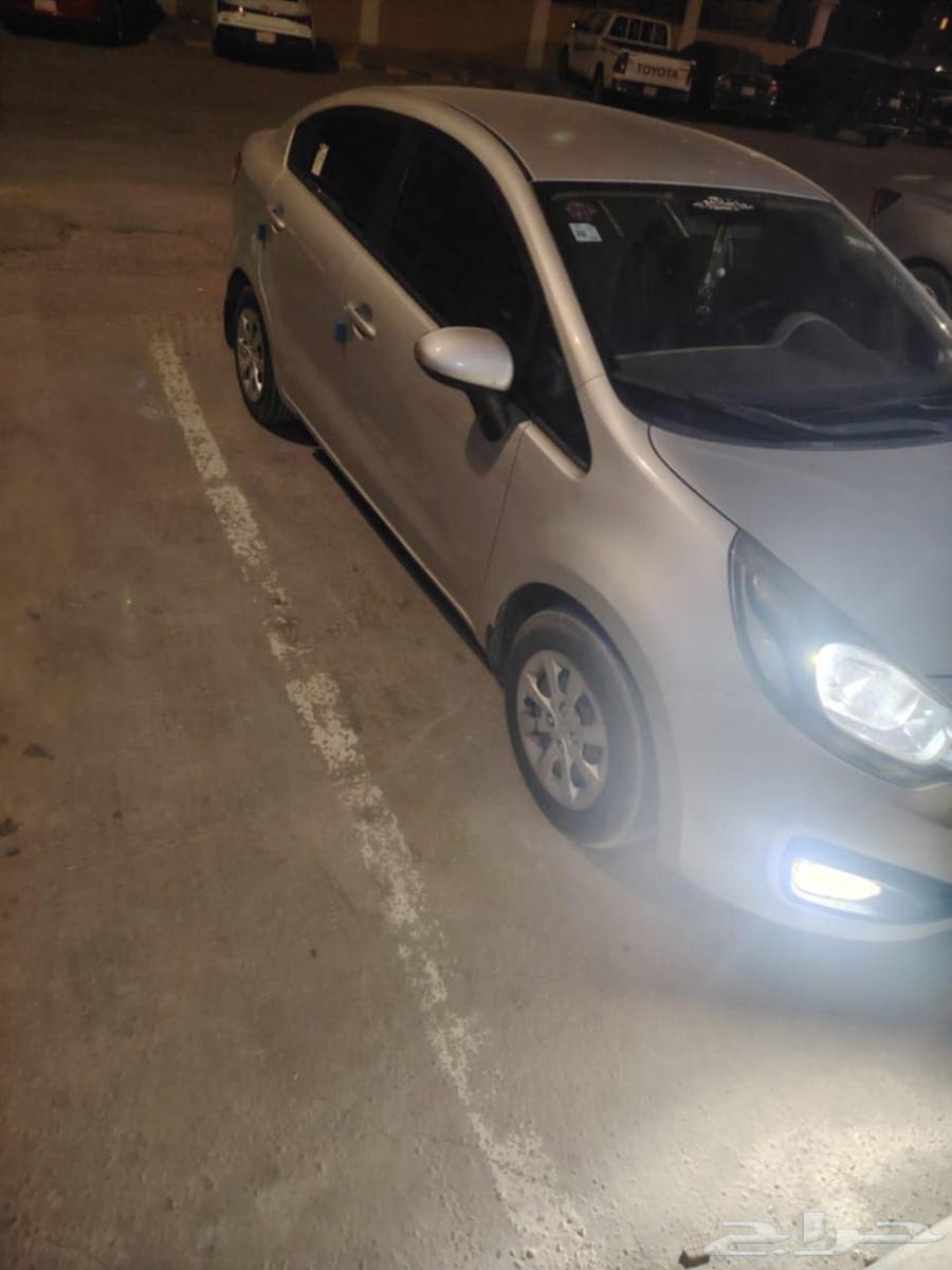 A very economical and clean 2014 model car63018286595715114