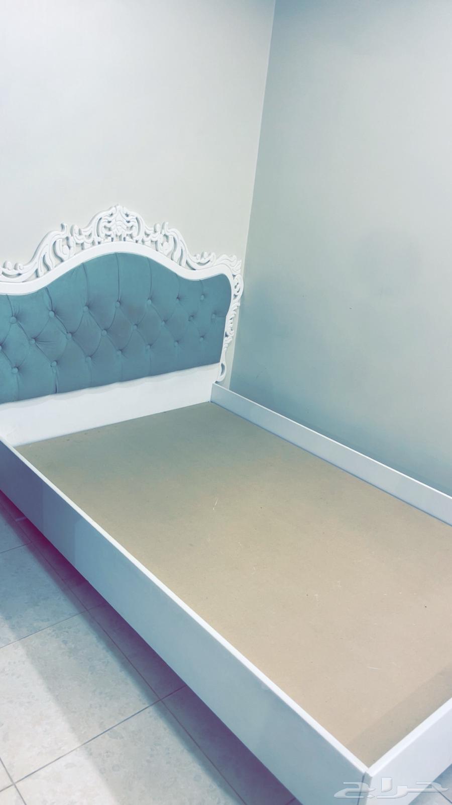 1.5-person semi-new bed630158890613791125