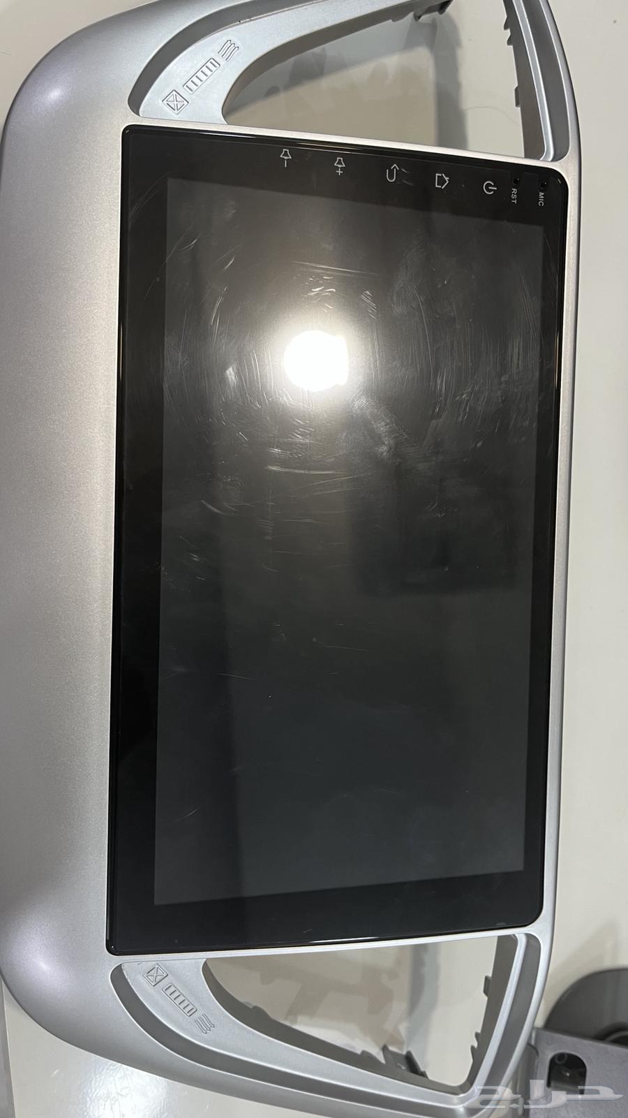 Car screen63012107284097112