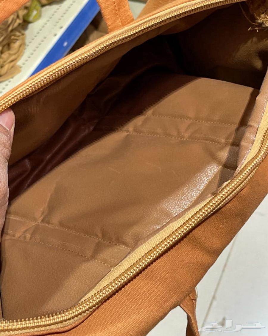 Insulated tool bag with padding63013152465026111