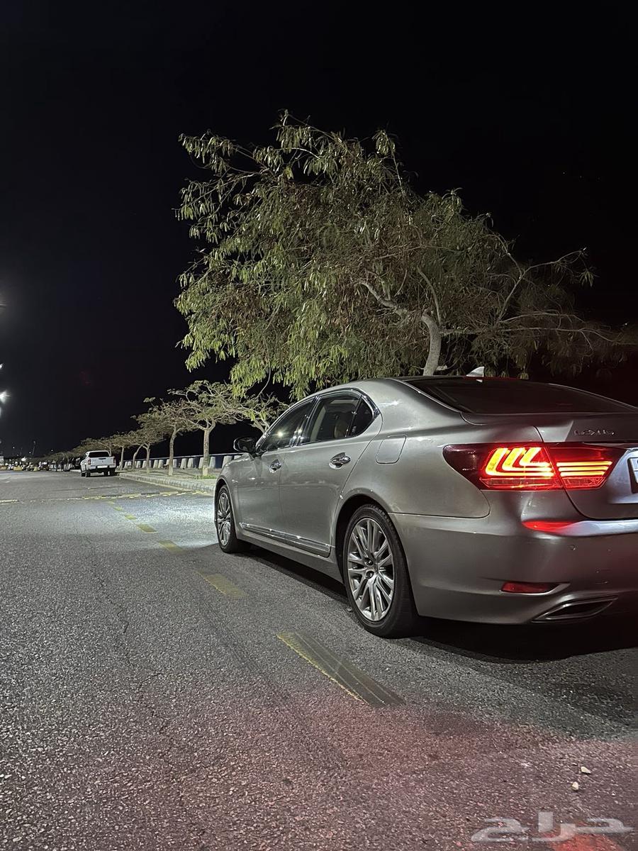 Lexus 460 model 2015 Saudi63012102338049113