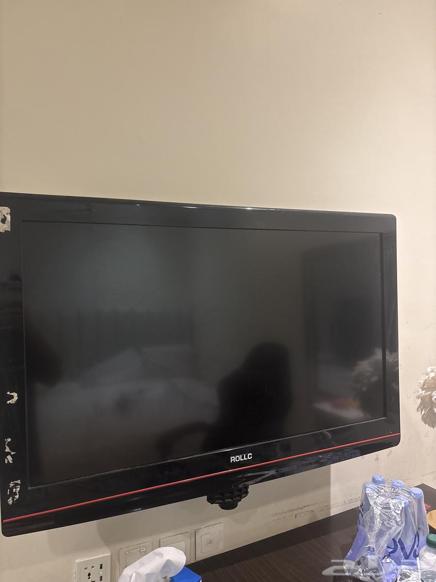 For sale, a TV that doesn't have any problems, priced for negotiation. Large TV.63013604839042111