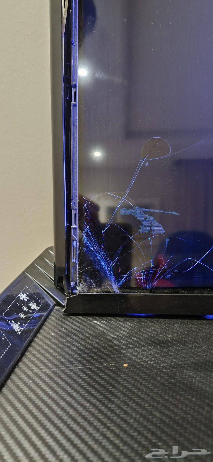 Samsung screen broken 55 inch the break is as shown in the picture 450630122389338911123